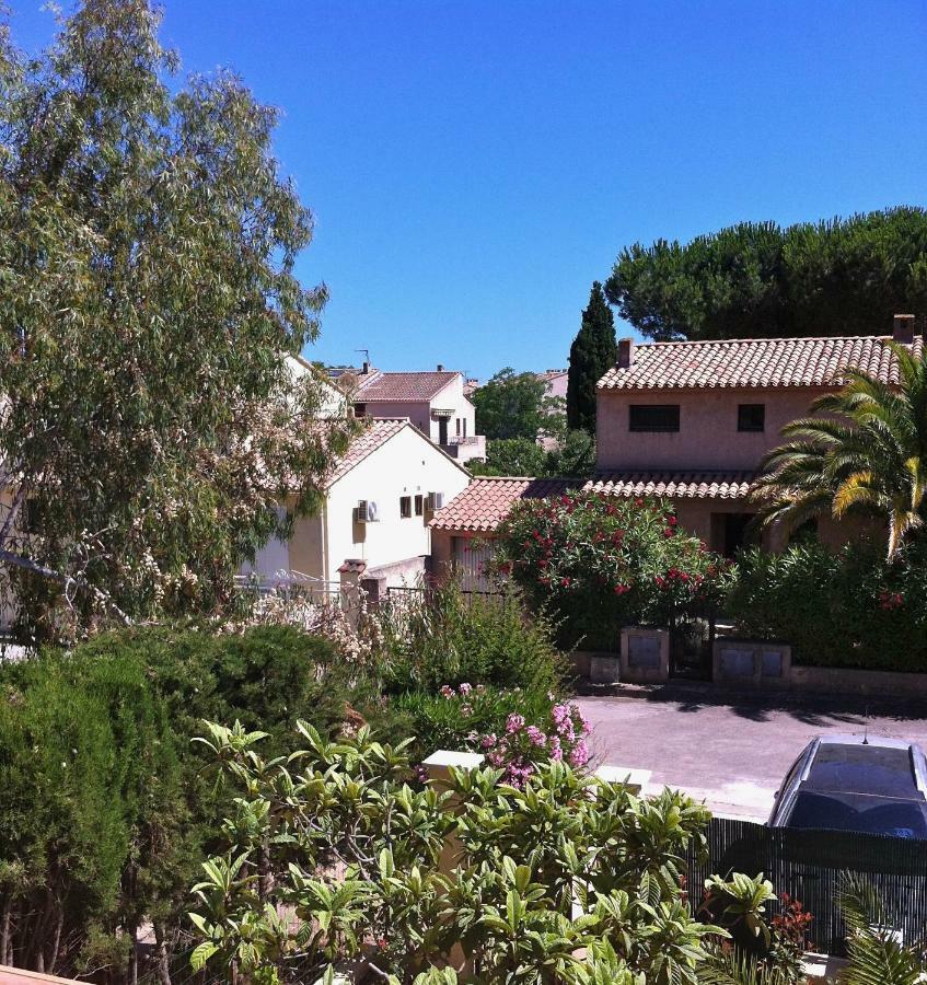 Villa De Vacances Au Calme Proche De La Mer La Londe-les-Maures Exteriér fotografie